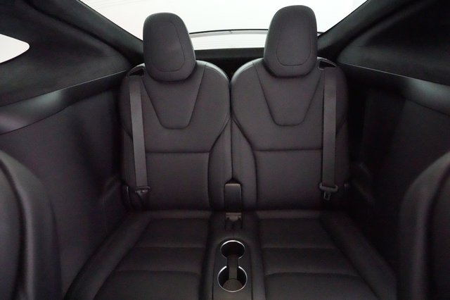 2022 Tesla Model X — photo 23 of 25
