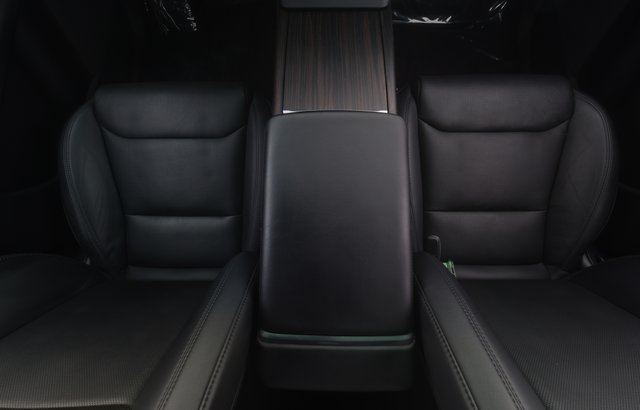 2022 Tesla Model X — photo 22 of 25