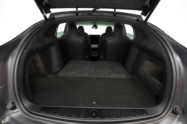 2022 Tesla Model X — photo 6 of 25