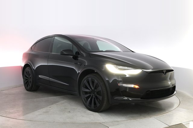 2022 Tesla Model X — photo 10 of 25