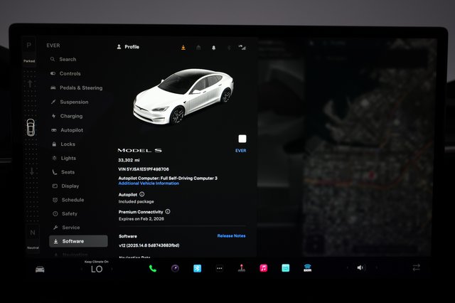 2023 Tesla Model S — photo 5 of 22
