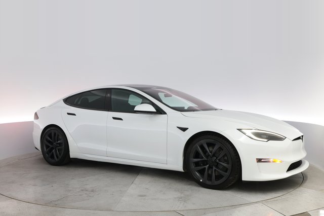 2023 Tesla Model S — photo 11 of 22