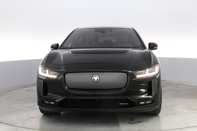 2024 Jaguar I-Pace — photo 9 of 22