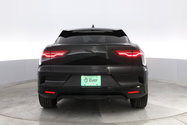 2024 Jaguar I-Pace — photo 12 of 22