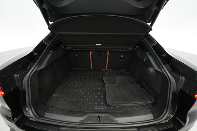 2024 Jaguar I-Pace — photo 6 of 22
