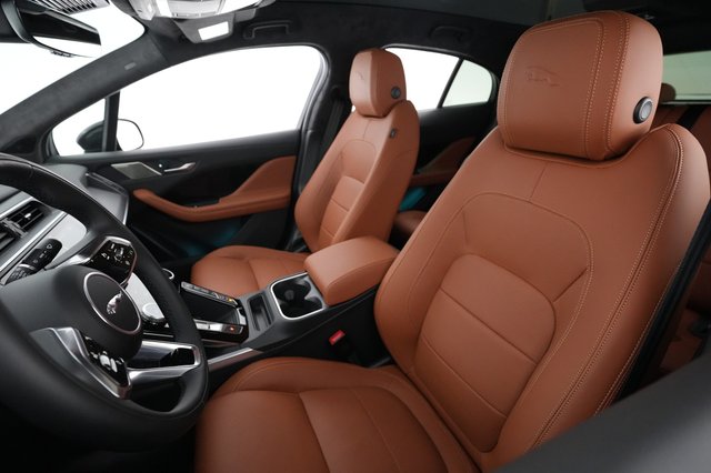 2024 Jaguar I-Pace — photo 3 of 22