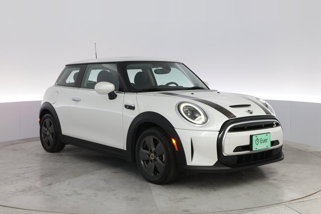 2024 MINI Cooper SE — photo 10 of 25