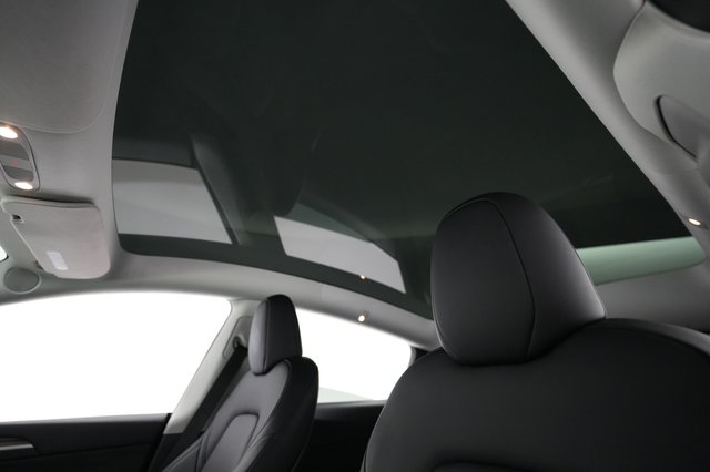 2023 Tesla Model Y — photo 19 of 22