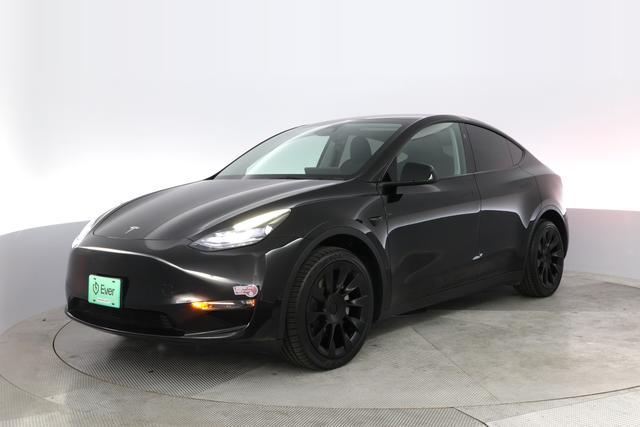 2023 Tesla Model Y — VIN 7SAYGDEE2PF867568