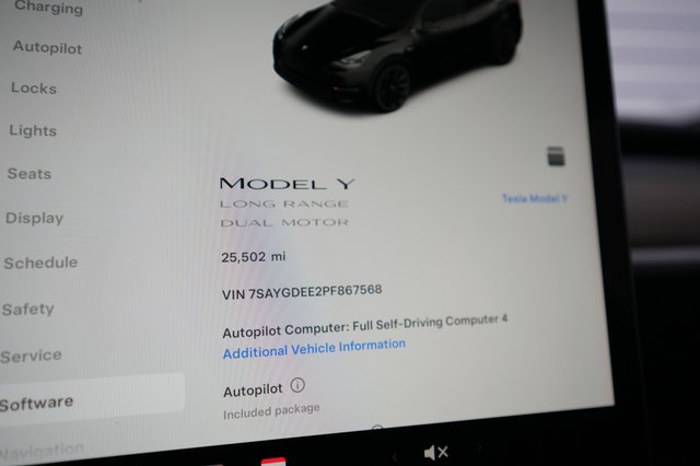 2023 Tesla Model Y — photo 5 of 22