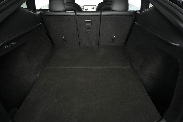 2023 Tesla Model Y — photo 6 of 22