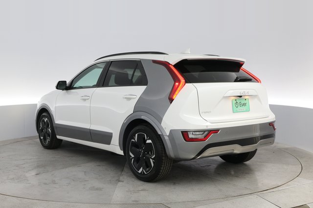 2023 Kia Niro EV — photo 13 of 23