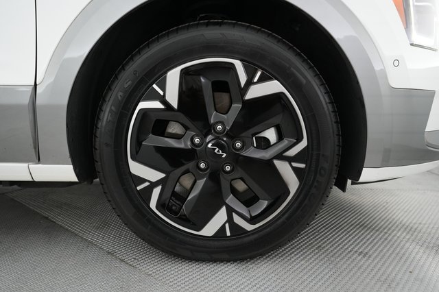 2023 Kia Niro EV — photo 7 of 23