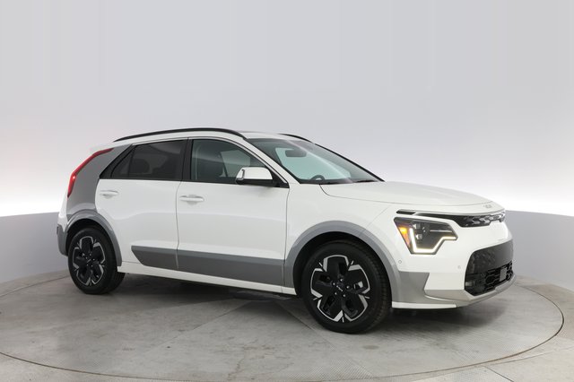 2023 Kia Niro EV — photo 11 of 23