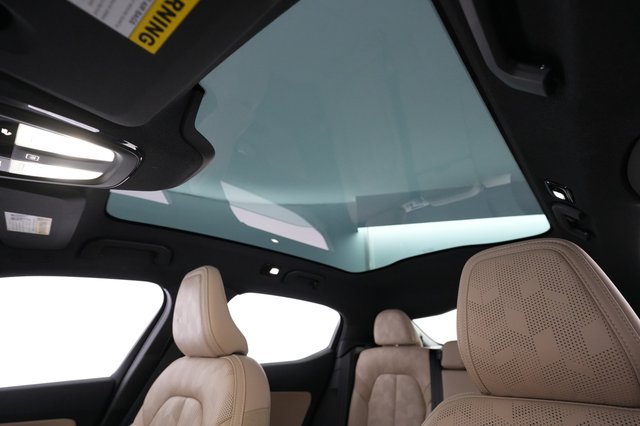 2022 Polestar 2 — photo 20 of 23