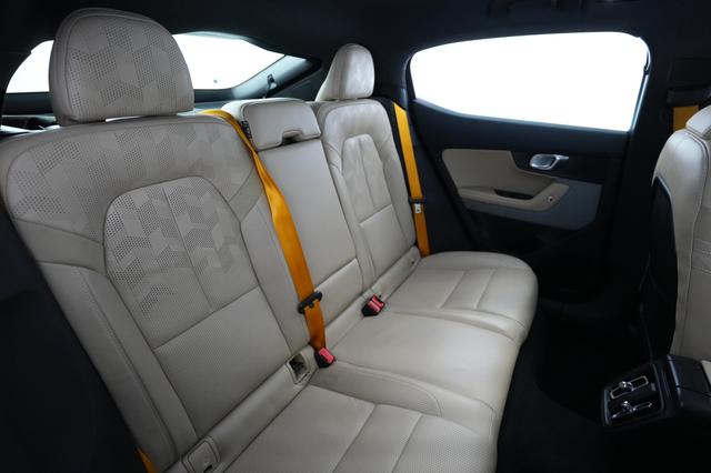 2022 Polestar 2 — photo 4 of 24