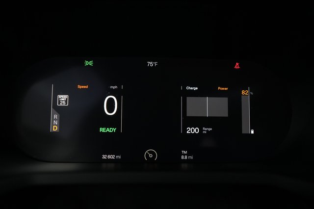 2022 Polestar 2 — photo 5 of 24