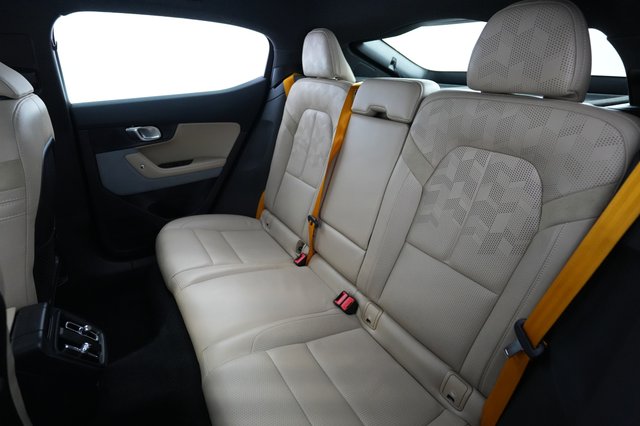 2022 Polestar 2 — photo 19 of 24