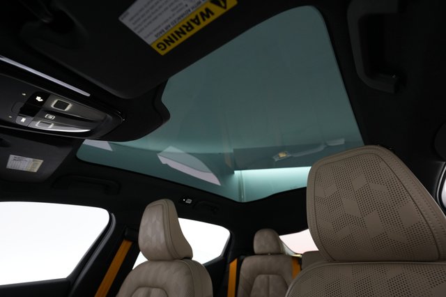 2022 Polestar 2 — photo 20 of 23