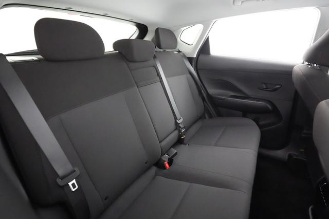 2024 Hyundai Kona — photo 4 of 25