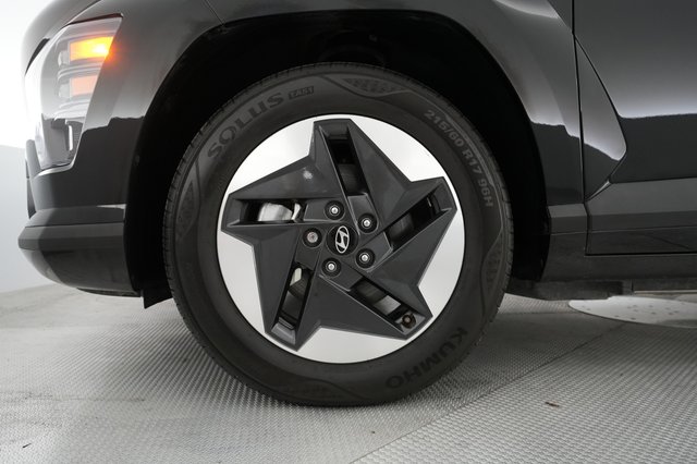 2024 Hyundai Kona — photo 17 of 25