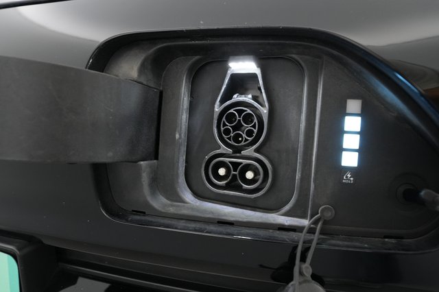 2024 Hyundai Kona — photo 8 of 25