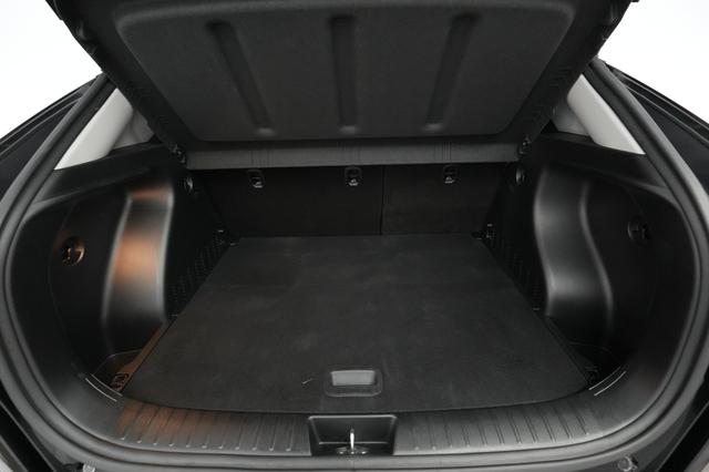 2024 Hyundai Kona — photo 6 of 25