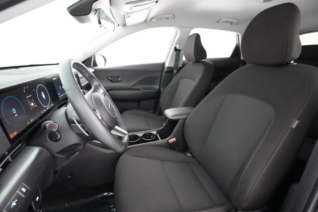 2024 Hyundai Kona — photo 3 of 25