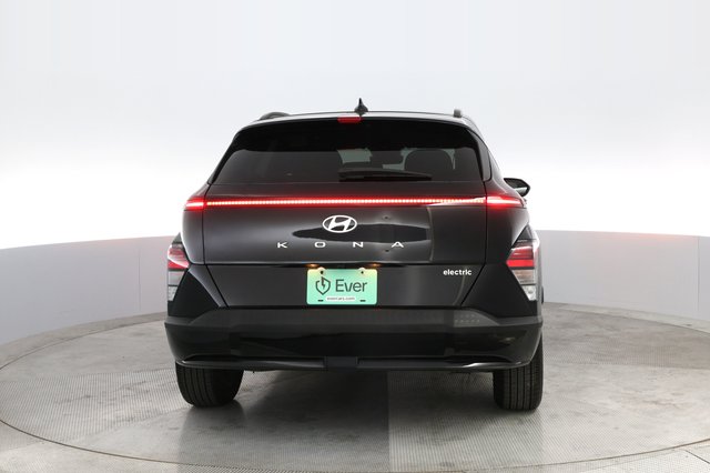 2024 Hyundai Kona — photo 12 of 25