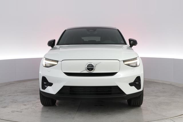 2023 Volvo C40 Recharge — photo 9 of 23