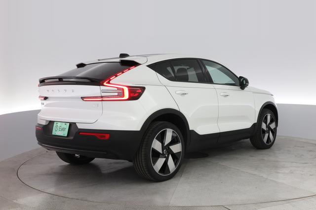 2023 Volvo C40 Recharge — photo 2 of 23
