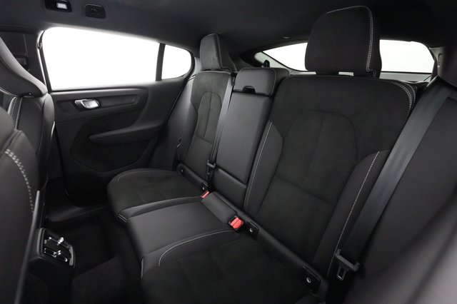 2023 Volvo C40 Recharge — photo 19 of 23