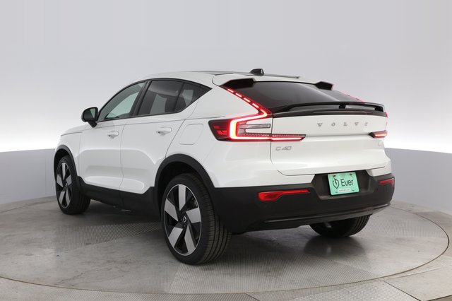 2023 Volvo C40 Recharge — photo 13 of 23