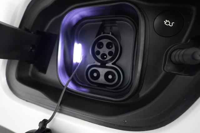 2023 Volvo C40 Recharge — photo 8 of 23