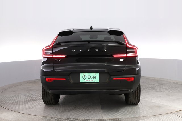 2023 Volvo C40 Recharge — photo 12 of 27