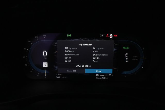 2023 Volvo C40 Recharge — photo 5 of 27