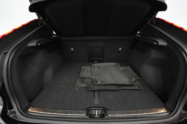 2023 Volvo C40 Recharge — photo 6 of 27