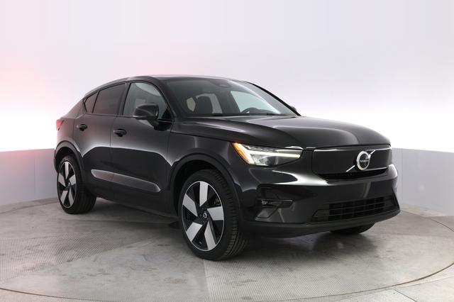 2023 Volvo C40 Recharge — photo 10 of 27