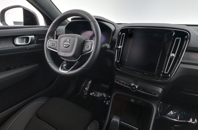 2023 Volvo C40 Recharge — photo 20 of 27