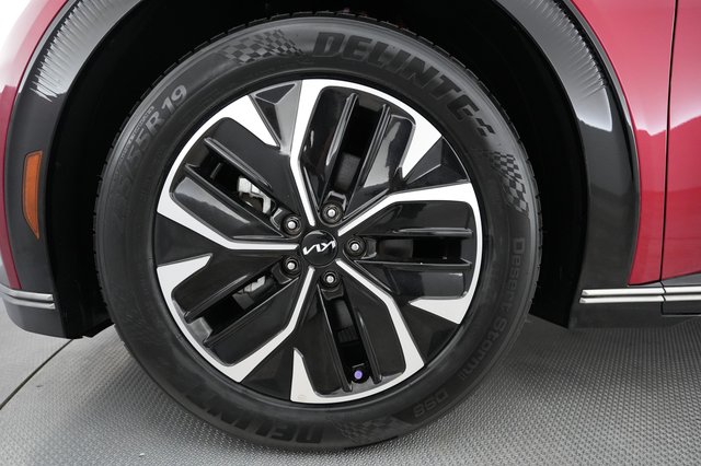 2023 Kia EV6 — photo 7 of 21
