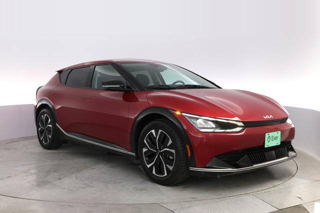 2023 Kia EV6 — photo 10 of 21
