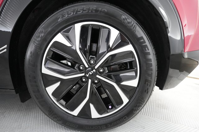2023 Kia EV6 — photo 17 of 21