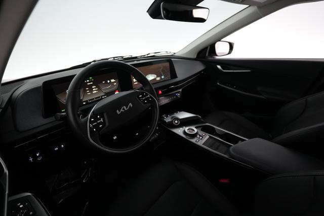 2023 Kia EV6 — photo 3 of 21
