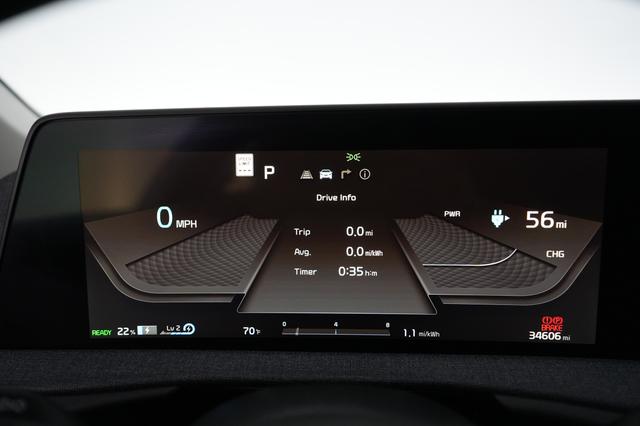 2023 Kia EV6 — photo 5 of 21
