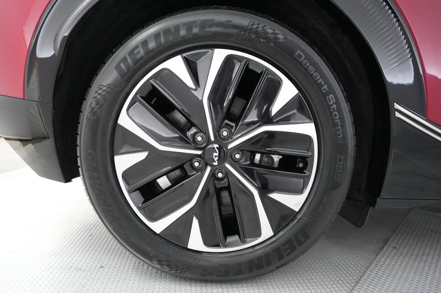 2023 Kia EV6 — photo 16 of 21