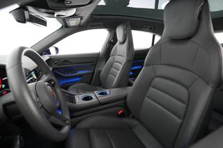 2022 Porsche Taycan — photo 3 of 23
