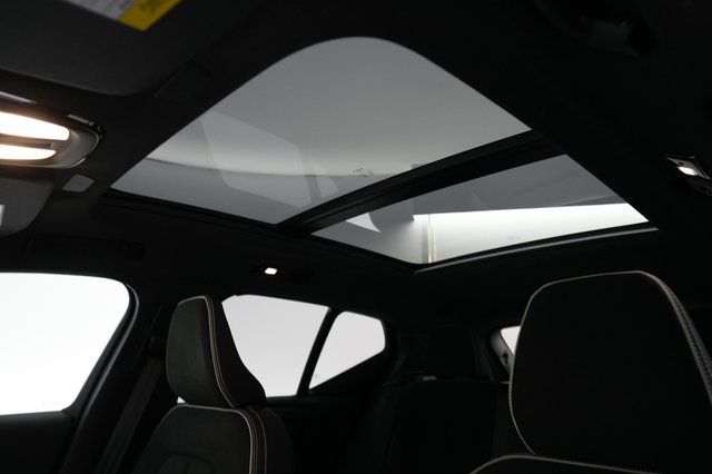 2023 Volvo XC40 Recharge — photo 20 of 24