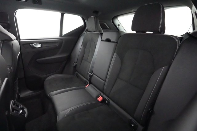 2023 Volvo XC40 Recharge — photo 19 of 24