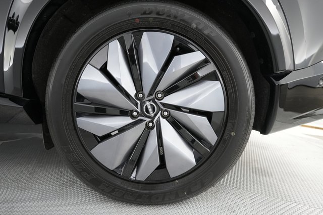2023 Nissan Ariya — photo 17 of 20