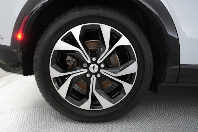 2021 Ford Mustang Mach-E — photo 17 of 23